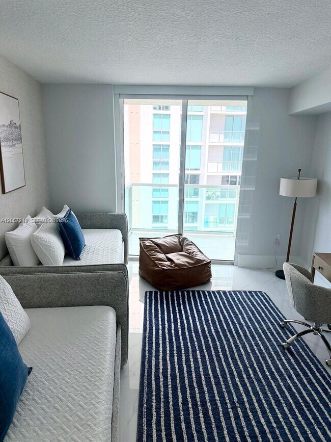 Building Photo - 250 Sunny Isles Blvd