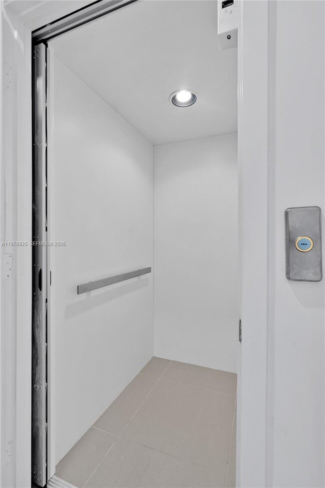 Building Photo - 4703 NW 84th Ct