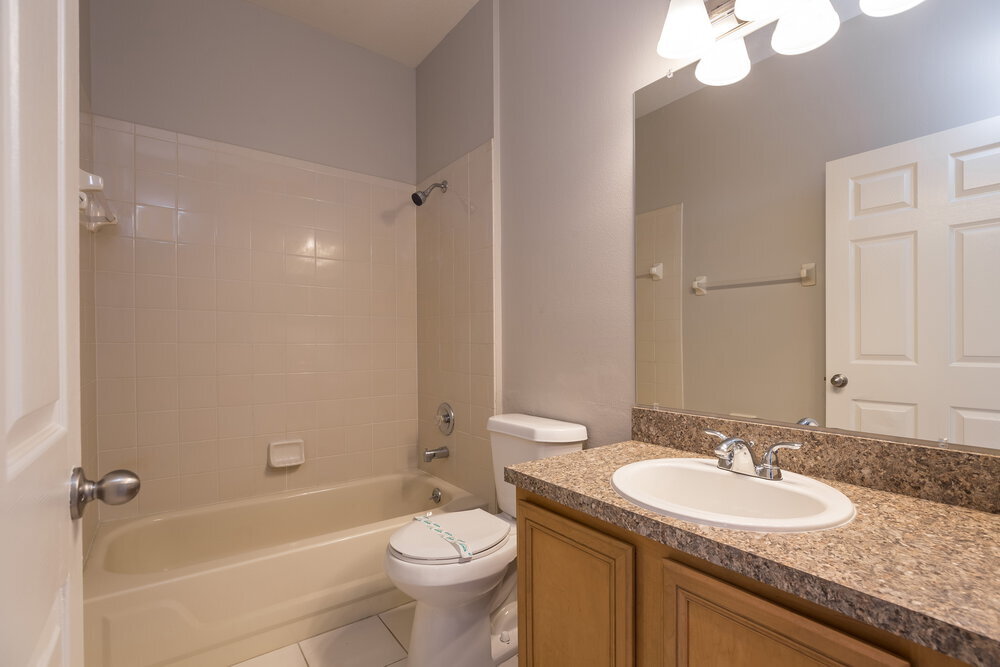 Building Photo - 3337 Bellingham Dr