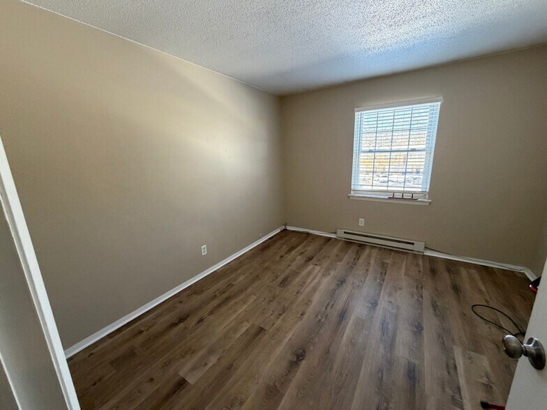 Building Photo - 6517 Cornwall Ct