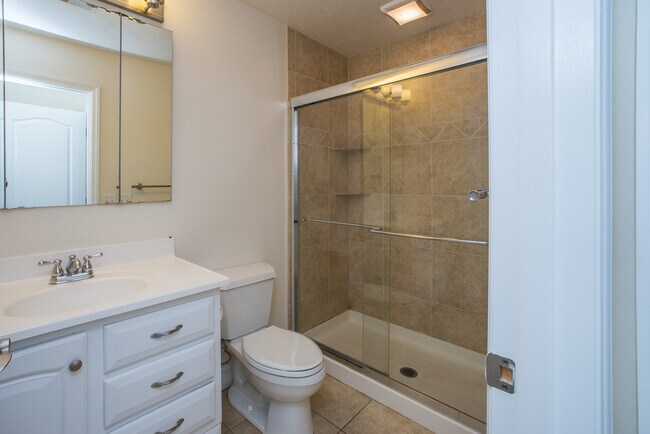 Building Photo - Modern 3-Bedroom 3-Bath  Home for Rent in Mt Washington, Pittsburgh, PA