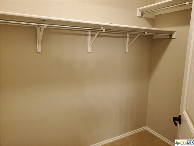 Building Photo - 2081 Turkey Creek