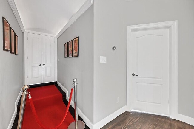 Building Photo - 3503 Highfalls Dr