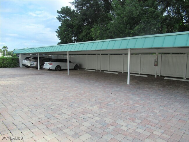 Building Photo - 855 Ketch Dr