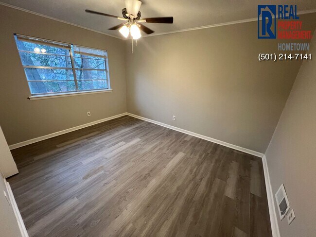 Building Photo - 6901 Archwood Dr