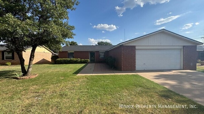 Building Photo - 2411 93rd Pl