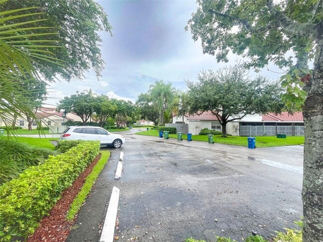 Building Photo - 1462 Springside Dr