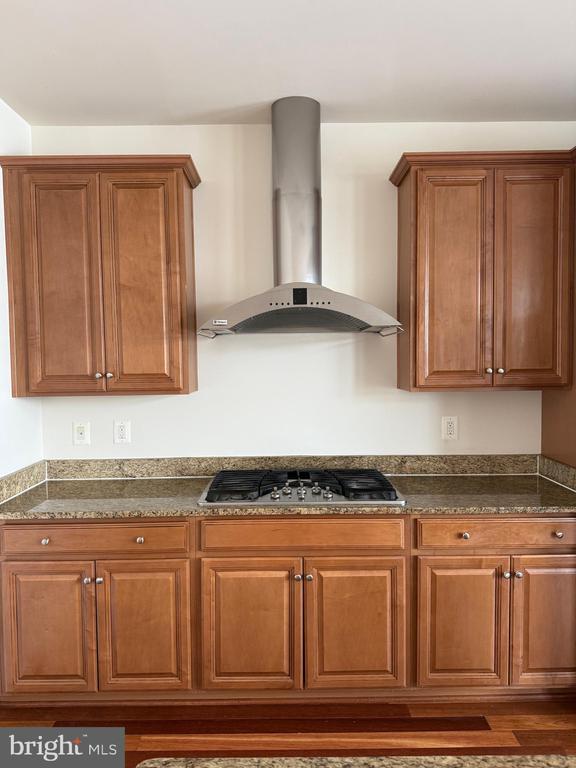 Building Photo - 41692 Wellstone Terrace