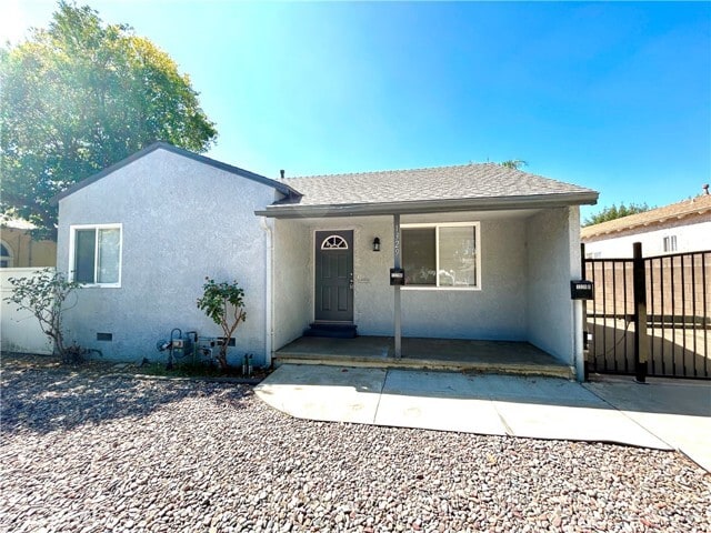 Primary Photo - 1329 N Sultana Ave