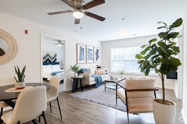 Interior Photo - The Grand at Market District