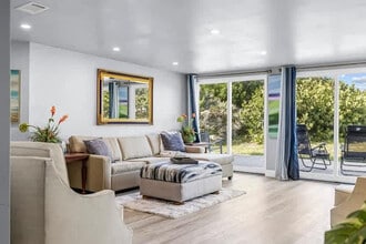 Building Photo - 6403 S Hwy A1A