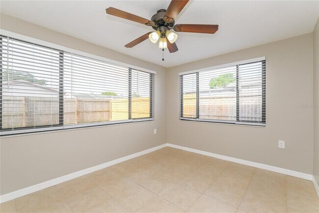 Building Photo - 3048 Salisbury Dr