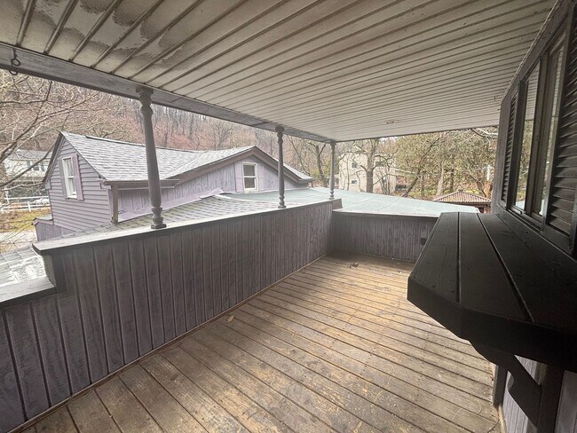 Building Photo - 3 bedroom 1.5 bathroom for rent in Arlington