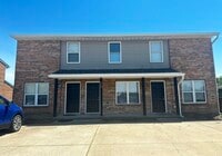 Building Photo - 712 Pierson Rd