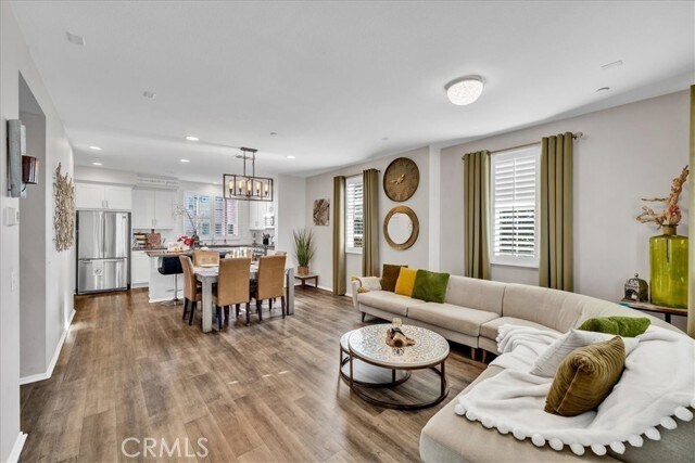 Building Photo - 1038 Savi Dr