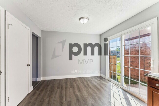 Building Photo - 4056 Carlton Ave