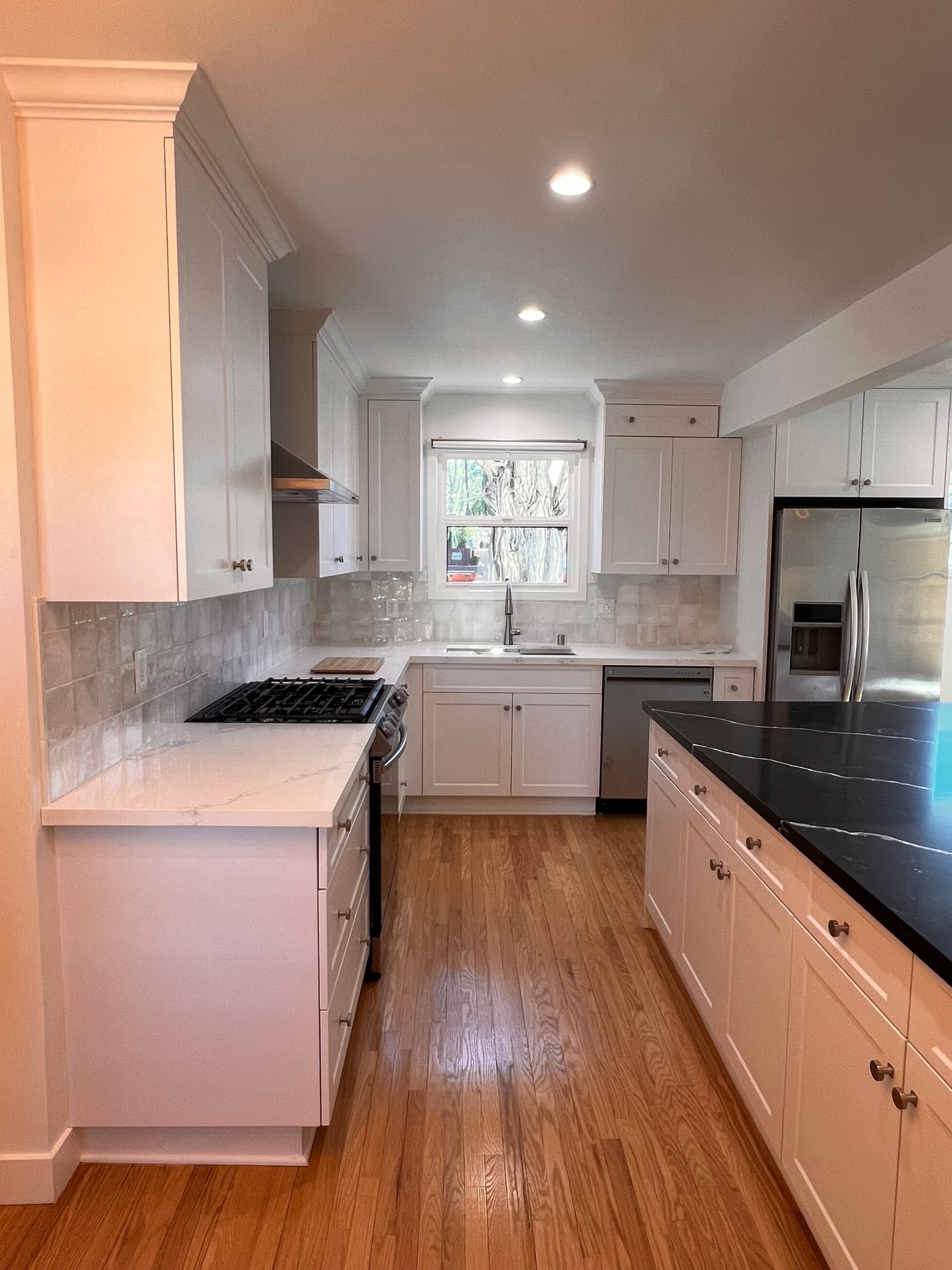 Building Photo - 6641 Glade Ave