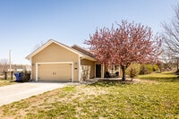 Building Photo - 2202 Cinder Ct