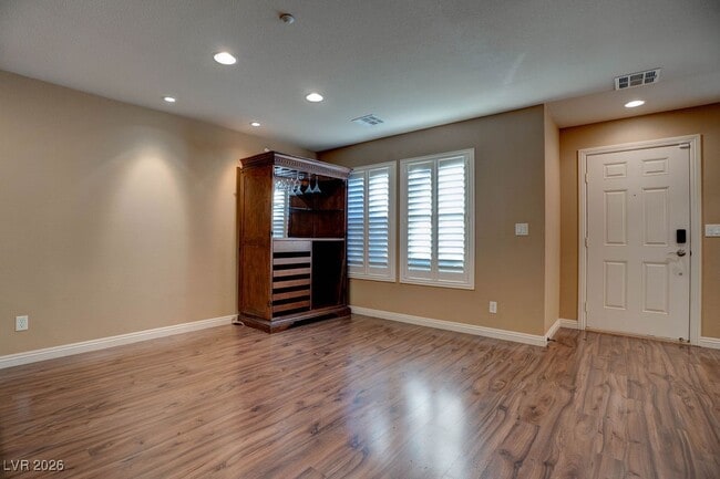 Building Photo - 2074 Waterlily View St