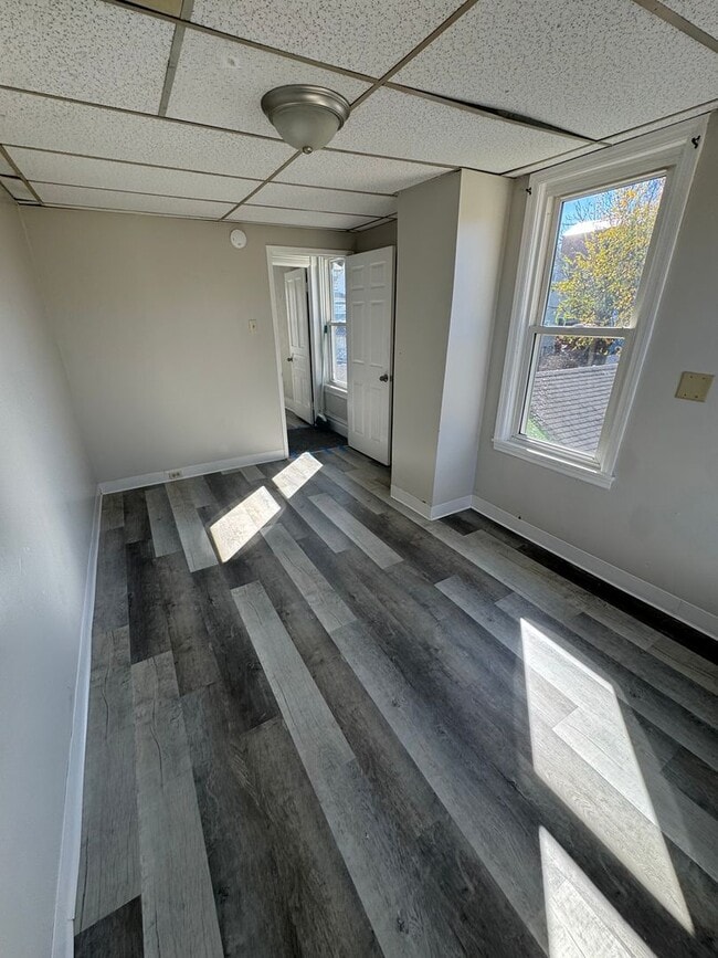 Building Photo - 508 Chestnut St