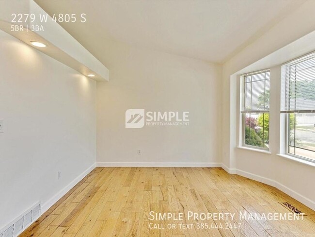 Building Photo - Newly remodeled home in Taylorsville!