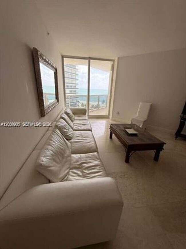 Building Photo - 9595 Collins Ave