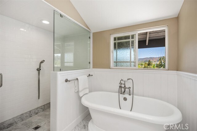 Building Photo - 8 Cedar Ridge