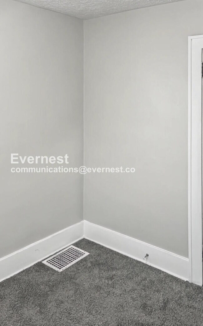 Building Photo - 1093 Georgia Ave