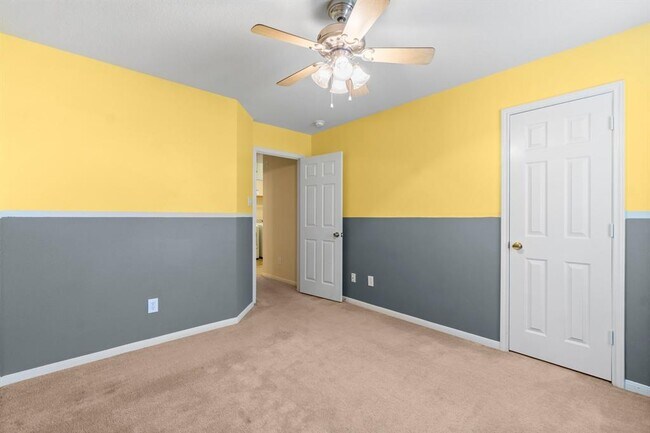 Building Photo - 2402 Lofty Falls Ct