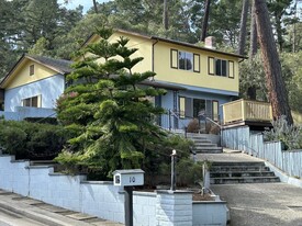 Building Photo - 10 Crandall Rd
