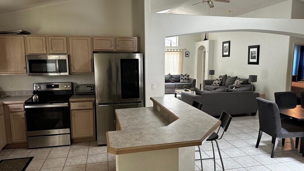 Kitchen dining living room - 2651 Oneida Loop