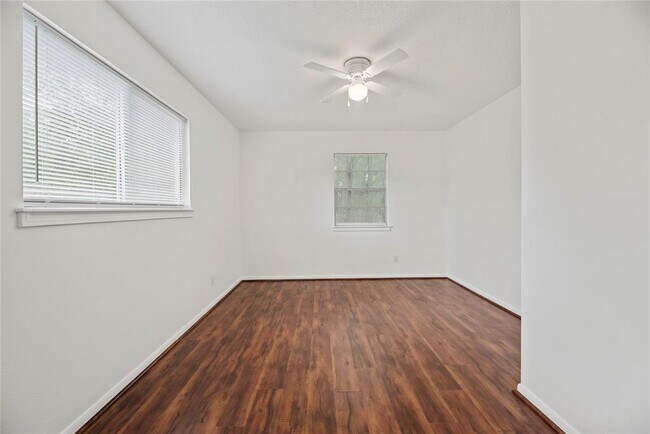 Building Photo - 20231 Brondesbury Dr