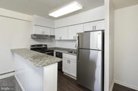 Building Photo - 449 Hamilton St