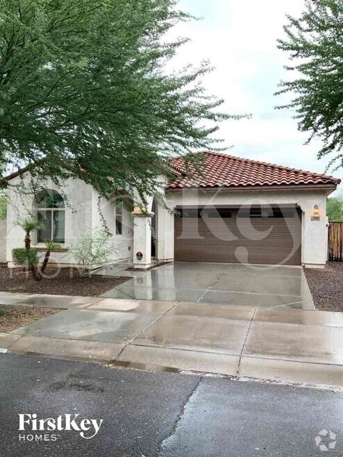 Building Photo - 7103 S 19th Ln