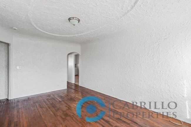 Building Photo - 3009 1/2 30th Street