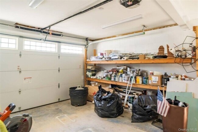 Building Photo - 869 Beach St