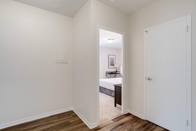 Building Photo - 112 W University Pkwy