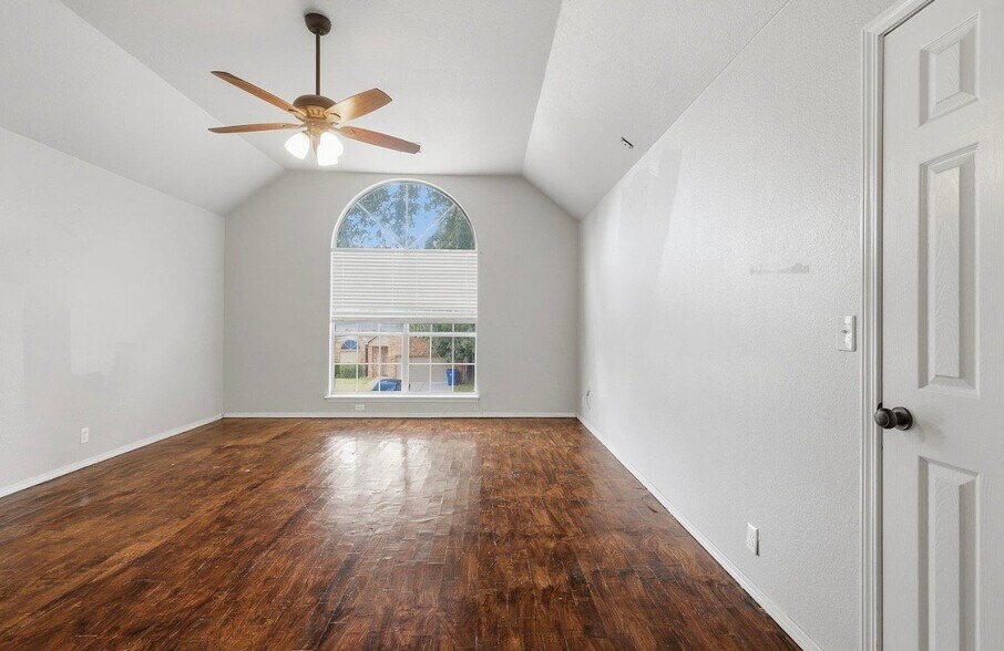 Building Photo - 3828 W Galveston St