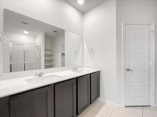 Building Photo - PRICE REDUCTION. 4-bed 2.5-bath 2714 sqft house located in DR Horton's Millstone subdivision