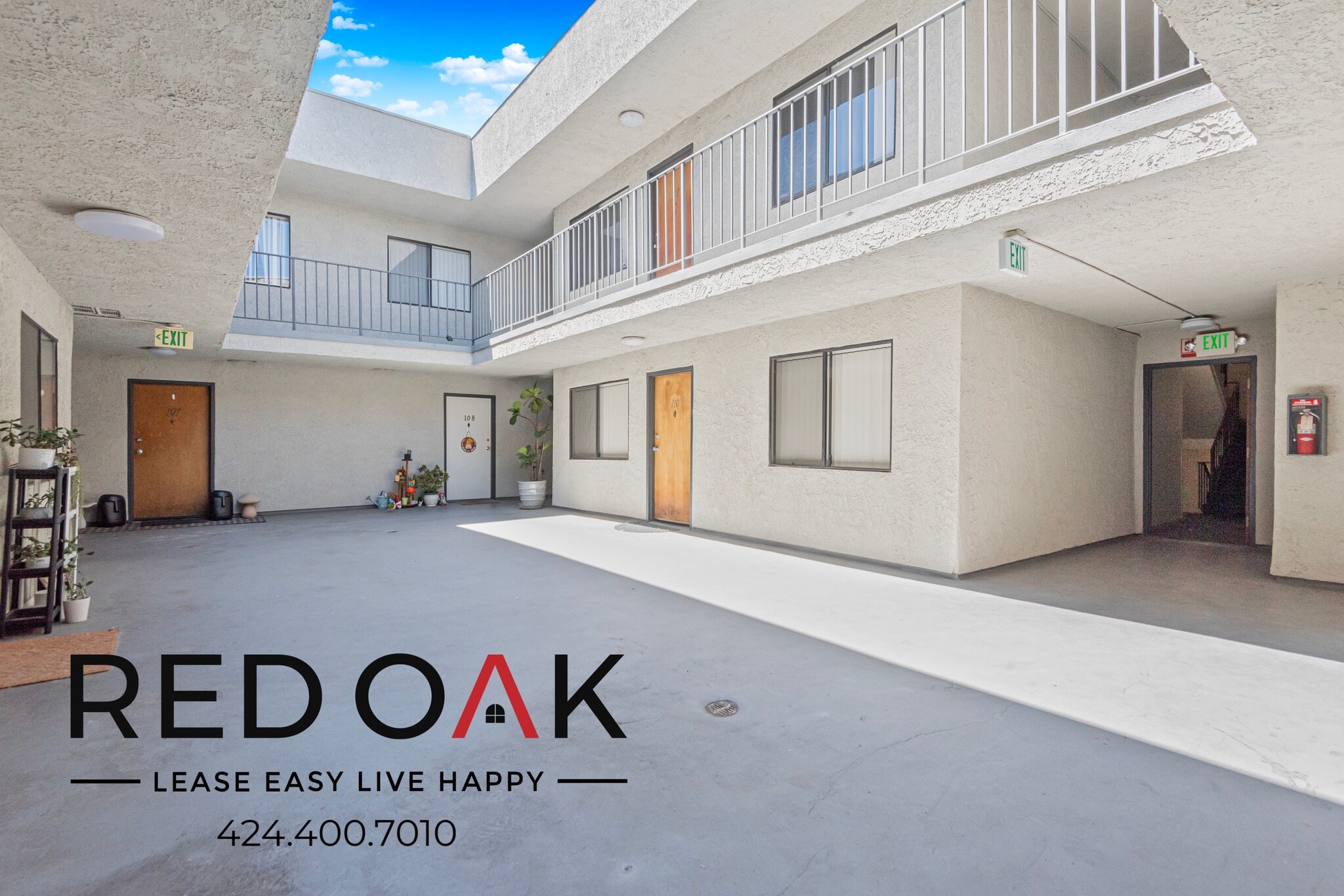 Building Photo - 4451 Vista Del Monte Ave