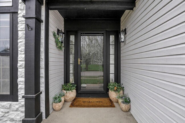 Building Photo - 2639 Berber St