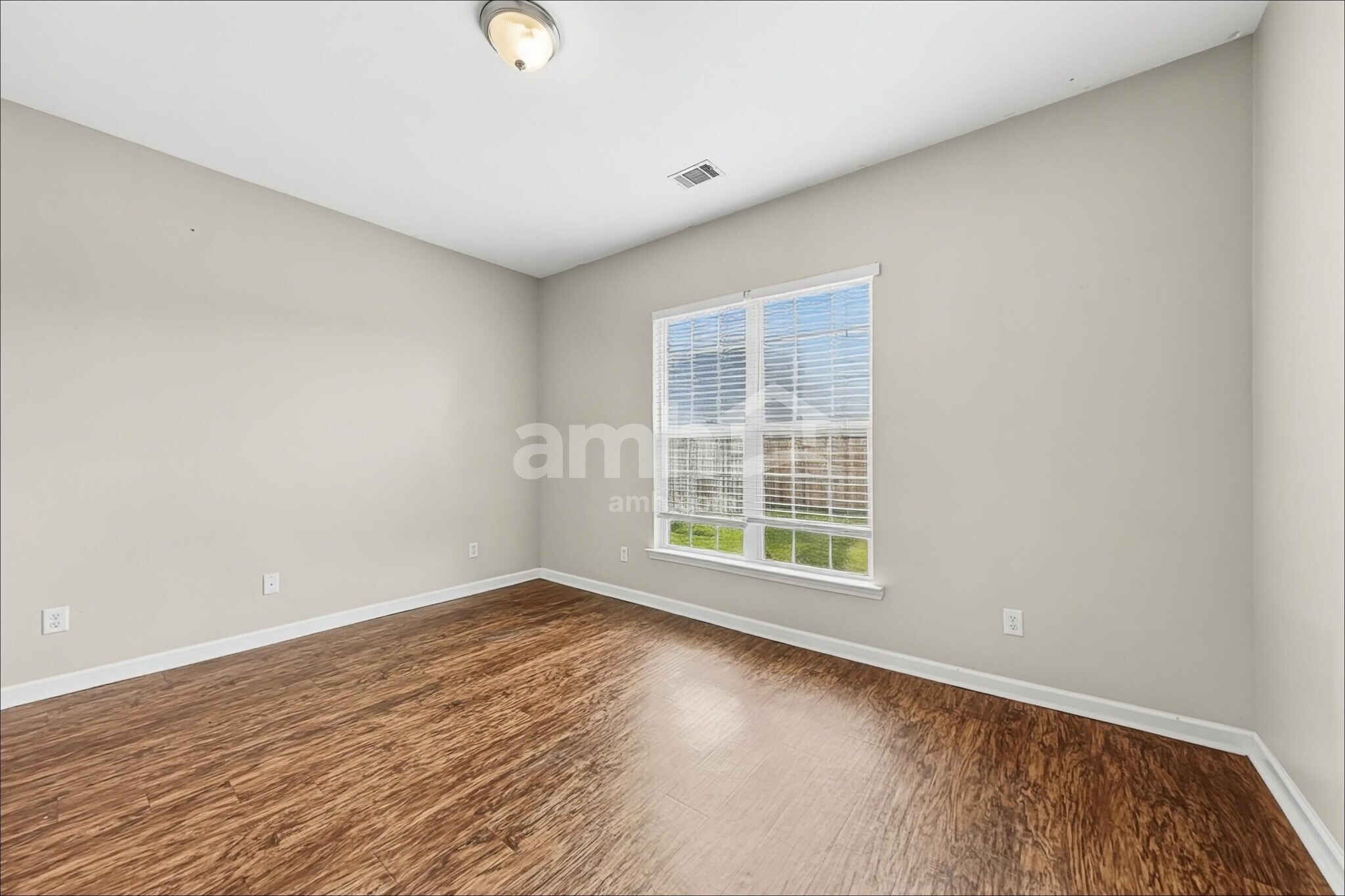 Building Photo - 103 Cumberland Way