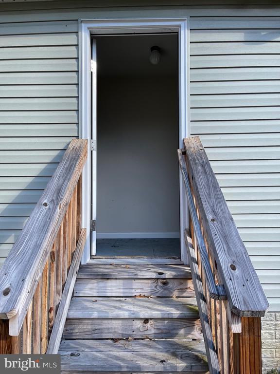 Building Photo - 873 Mattox Ave