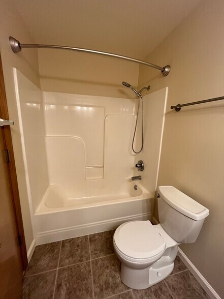 Spare bathroom - 15354 SW Clifford Ct