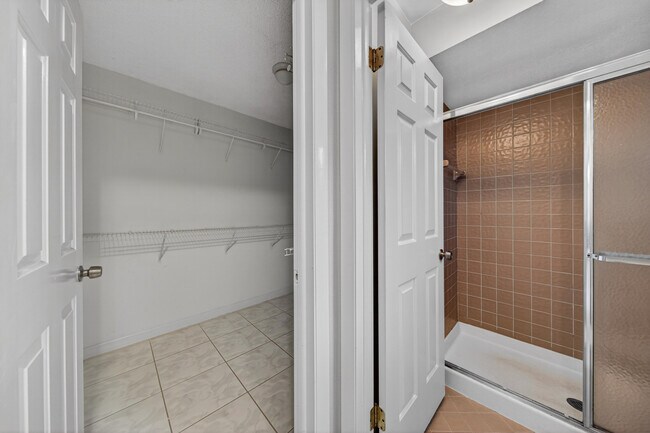 Building Photo - 147 Deer Creek Blvd