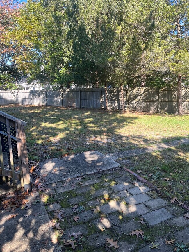 Building Photo - 60 Haines St