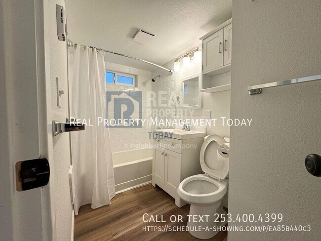 Building Photo - 3316 46th St E