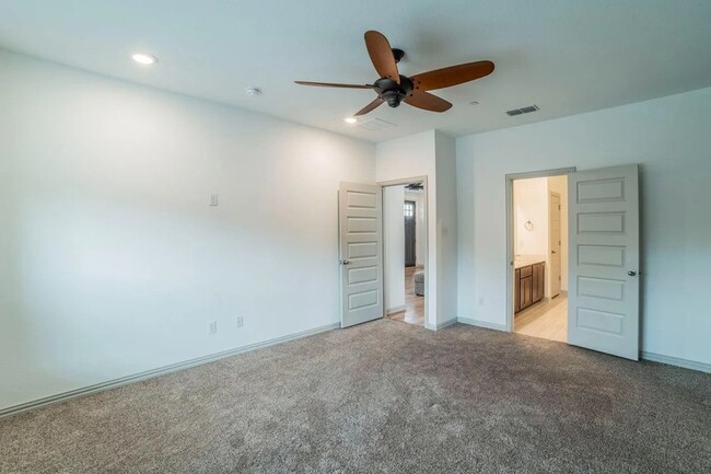 Building Photo - 1278 Lamar Dr