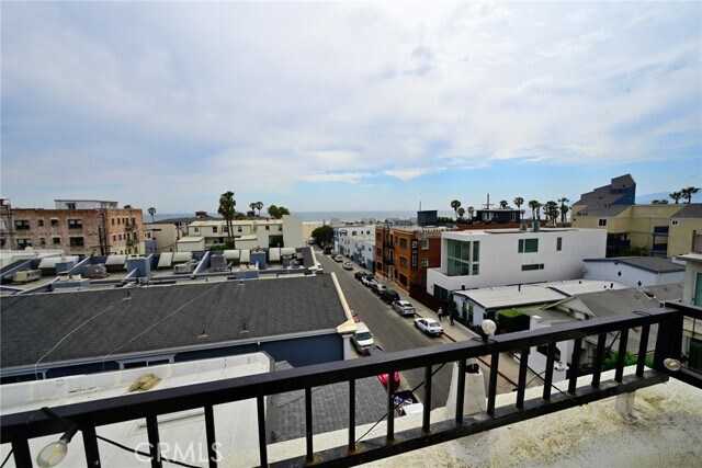 Building Photo - 44 Navy St