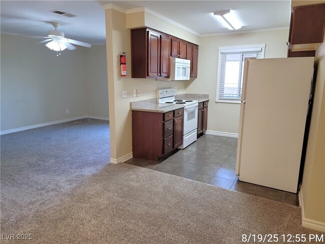 Building Photo - 5163 Indian River Dr